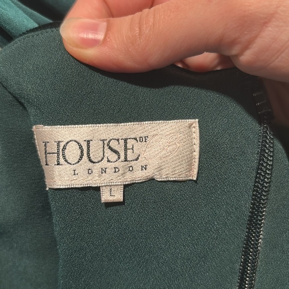 HOUSE OF CB eleanora mini velvet dress - Picture 4 of 7